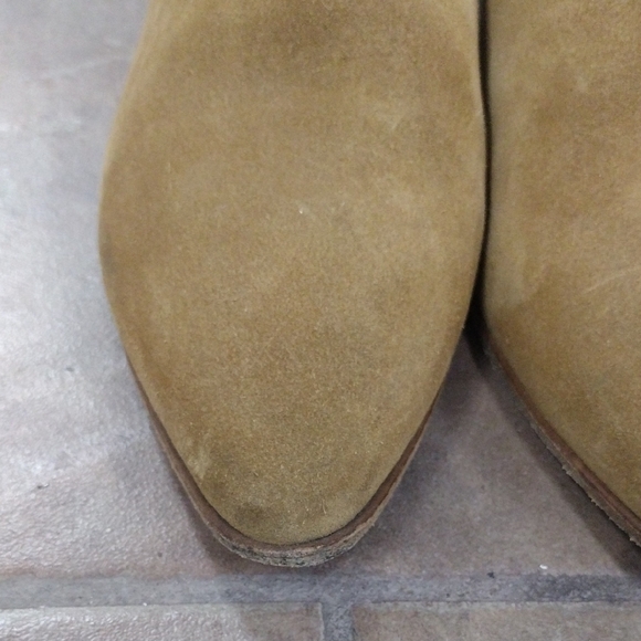 Saint Laurent Tan Suede Chelsea Boots - Picture 5 of 11